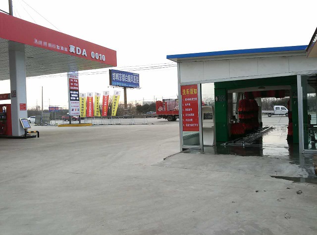 加油站洗車機(jī)1